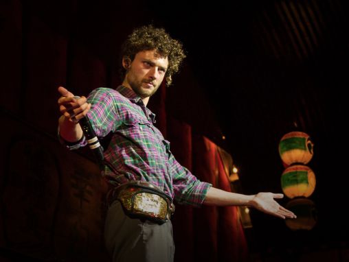 Click to play Joshua Walters : Être juste assez fou