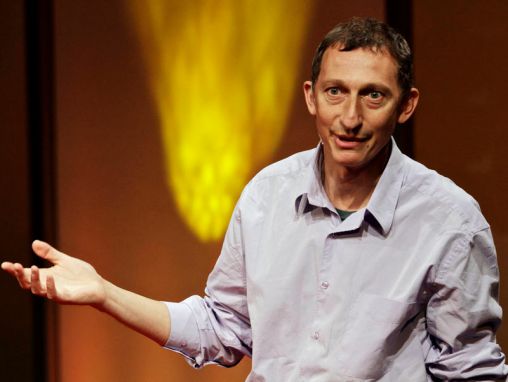 Click to play Jonathan Drori: los hermosos trucos de las flores