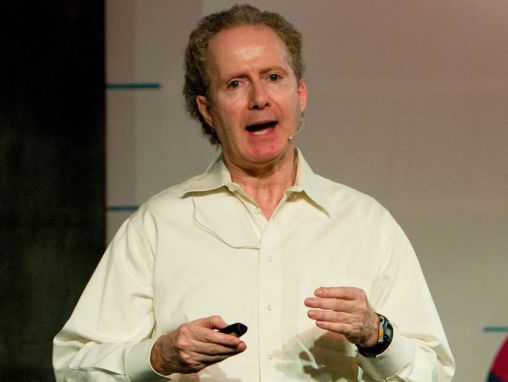 Click to play Simon Lewis: No des la conciencia por sentada