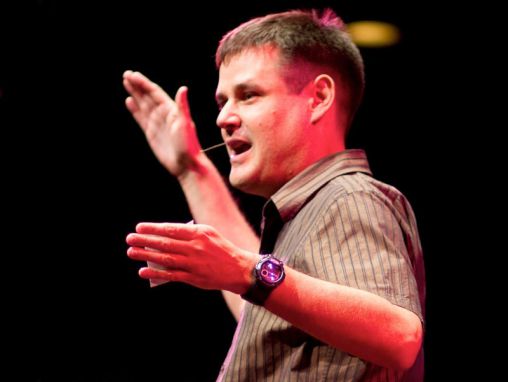 Click to play Michael Nielsen: Open science now!