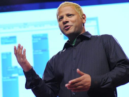 Click to play Hasan Elahi: FBI, ¡aquí estoy!