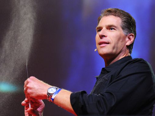 Click to play Paul Zak: confianza, moral... y oxitocina