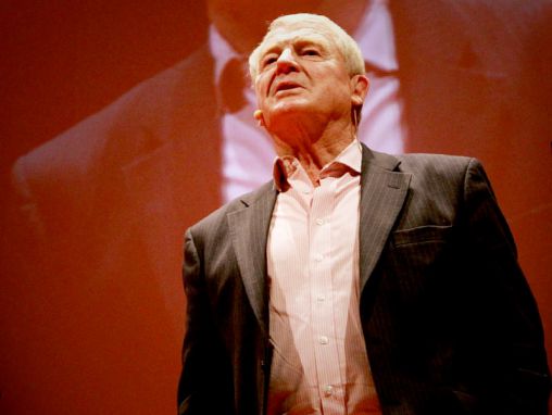 Click to play Paddy Ashdown: El cambio de poder global