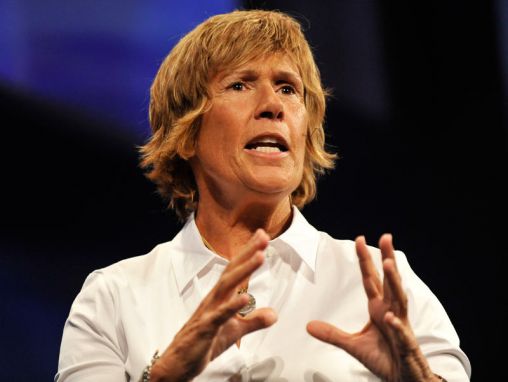 Click to play Diana Nyad: Natación extrema con las medusas más peligrosas del mundo