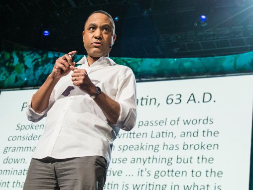 Click to play John McWhorter : Les textos tuent le langage. jrigol !!!