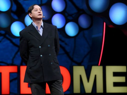 Click to play Andrew Solomon: Amor, a cualquier costo