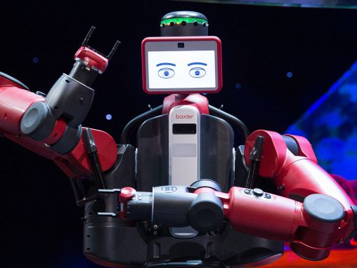 Click to play Rodney Brooks: Por qué dependeremos de los robots