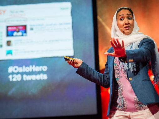 Click to play Manal al-Sharif: Una mujer saudí que se atrevió a manejar