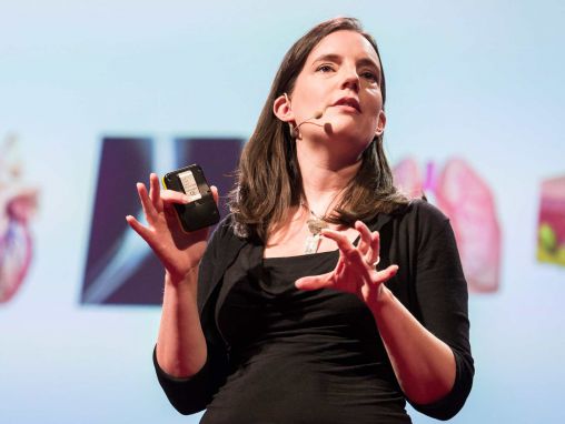 Click to play Molly Stevens: Une nouvelle façon de réparer l'os