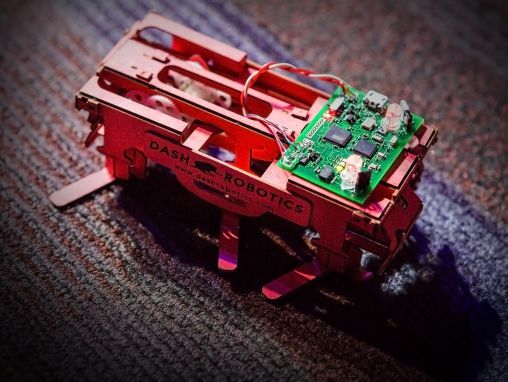 Click to play Robert Full: Los secretos de las criaturas más repugnantes de la naturaleza aplicados a los robots