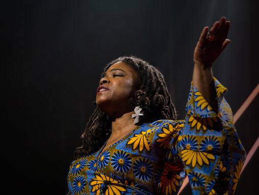 Click to play Asali DeVan Ecclesiastes: « Abîmes »