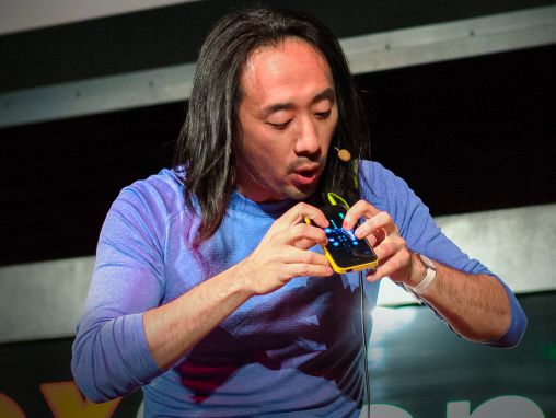 Click to play Ge Wang: La orquesta casera del futuro