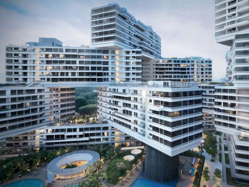 Click to play Ole Scheeren: Pourquoi la grande architecture devrait raconter une histoire