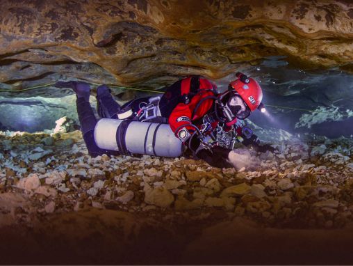 Click to play Jill Heinerth: El misterioso mundo de las cuevas submarinas