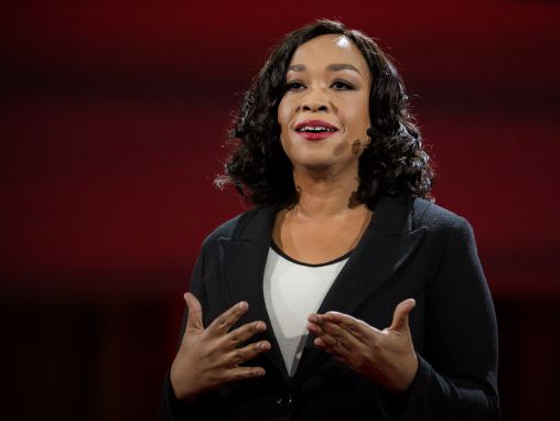 Click to play Shonda Rhimes: El año que dije sí a todo
