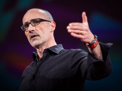 Click to play Arthur Brooks: Un alegato conservador: Trabajemos juntos