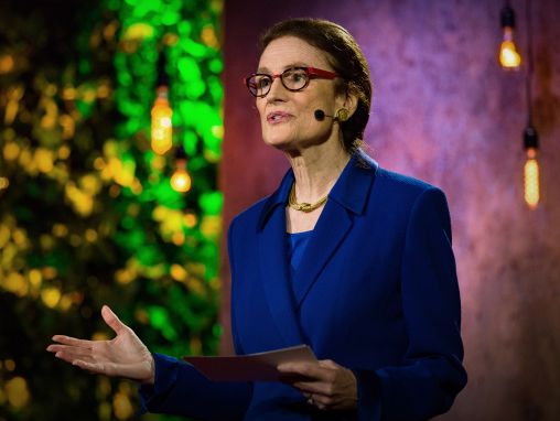 Click to play हेनरियाटा फोरे: हम कैसे युवा लोगों की मदद कर सकते है एक बेहतर भविष्य के निर्माण के लिए