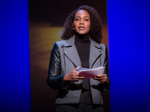 Click to play Chinaka Hodge: Que direz-vous à vos filles sur 2016 ?