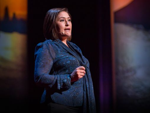 Click to play Erika Gregory: Le monde n'a pas besoin d'armes nucléaires en plus