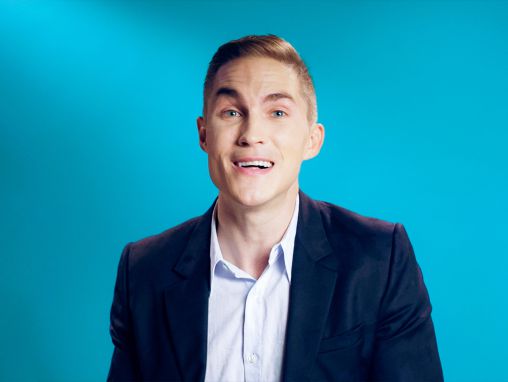 Click to play Dan Clay: Por qué deberías llevar todo tu ser al trabajo