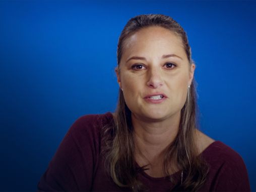 Click to play Amy Baker: Siete preguntas comunes sobre el romance en el lugar de trabajo