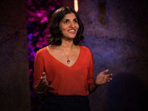 Click to play Chiki Sarkar: Cómo la revolución del teléfono inteligente de India está creando una nueva generación de lectores y escritores