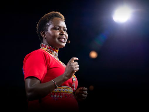 Click to play Kakenya Ntaiya: L’indépendance des filles transforme les communautés