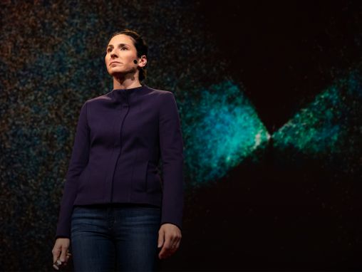 Click to play Juna Kollmeier: La carte des galaxies, trous noirs et étoiles la plus détaillée jamais faite