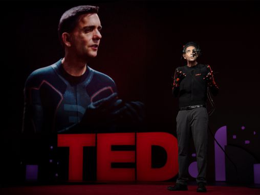 Click to play Doug Roble: Des humains numériques qui nous ressemblent