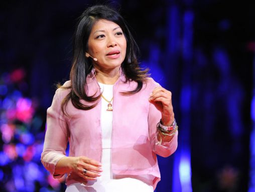 Click to play Karen Tse: Wie man Folter stoppen kann