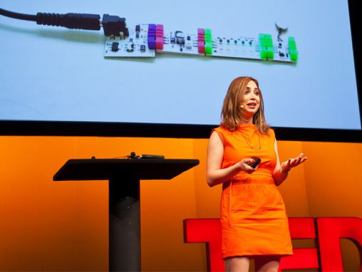 Ayah Bdeir: Des blocs de construction qui clignotent, bippent et enseignent