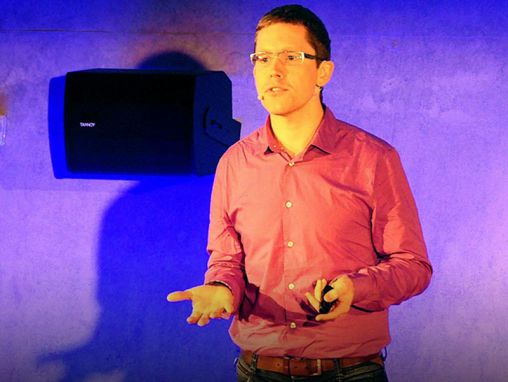 Click to play Sebastian Deterding: Was Ihr Design über Sie verrät