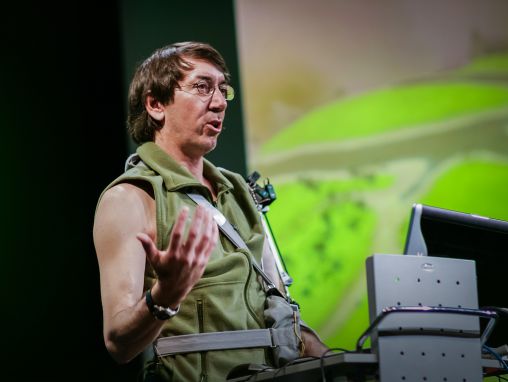 Will Wright stellt Spielzeuge her, die Welten erschaffen