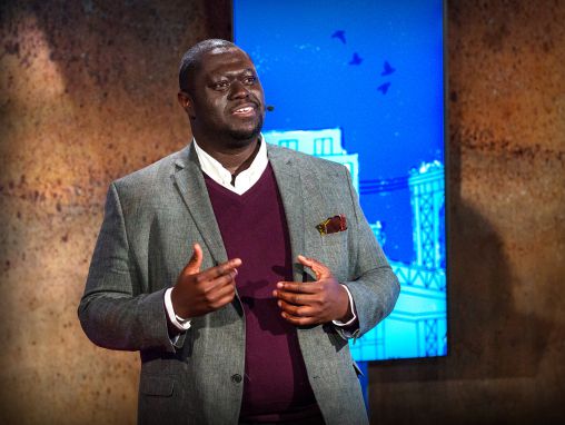 Click to play Michael Rain: Cómo es ser hijo de inmigrantes