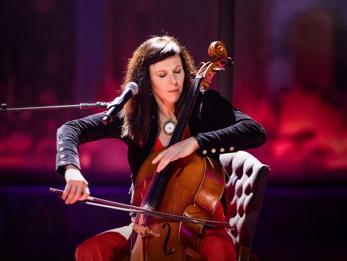 Click to play Helen Gillet: Našiel si si ma