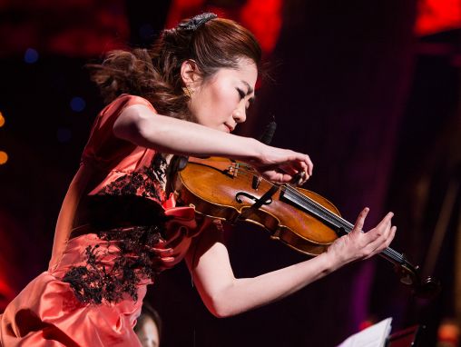 Click to play Ji-Hae Park: Il violino e il momento nero della mia anima