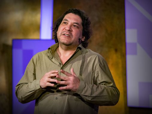 Click to play Gastón Acurio: La cucina può cambiare il mondo?