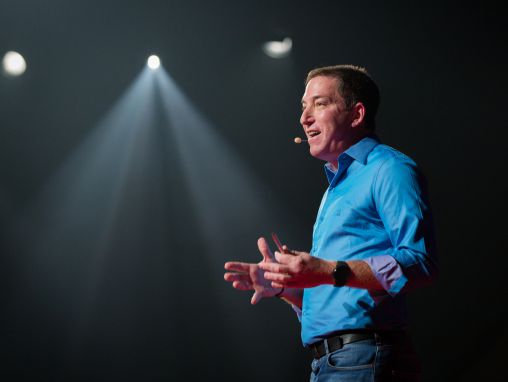 Click to play Glenn Greenwald: Warum Privatsphäre wichtig ist