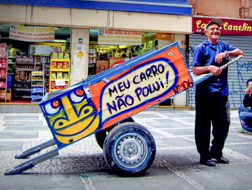 Click to play Mundano: Sistema il mio carretto dell'immondizia?