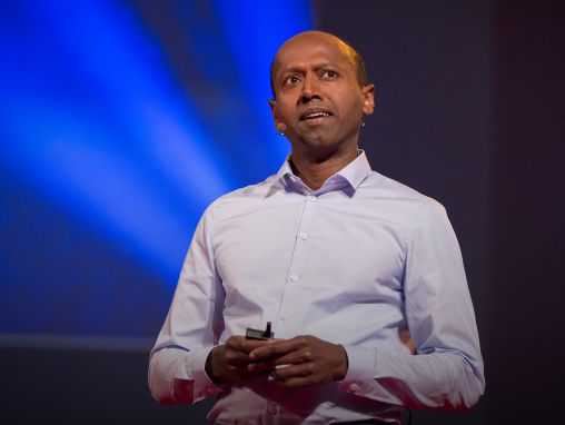 Click to play Navi Radjou: Problem-solving creativo alla faccia dei limiti estremi