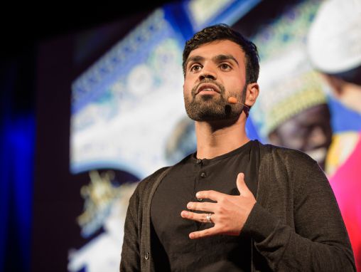 Click to play Bassam Tariq: Bellezza e diversità della vita musulmana