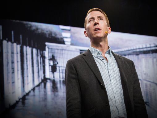 Click to play Will Potter: Le carceri segrete americane di cui non avete mai sentito parlare