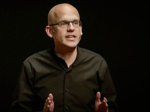 Click to play Andreas Ekström: I pregiudizi morali dietro i risultati di ricerca