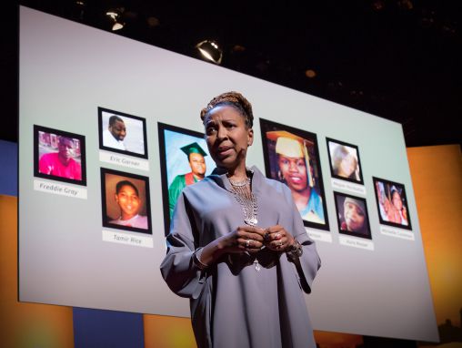 Click to play キンバレー・クレンショー: インターセクショナリティの緊急性