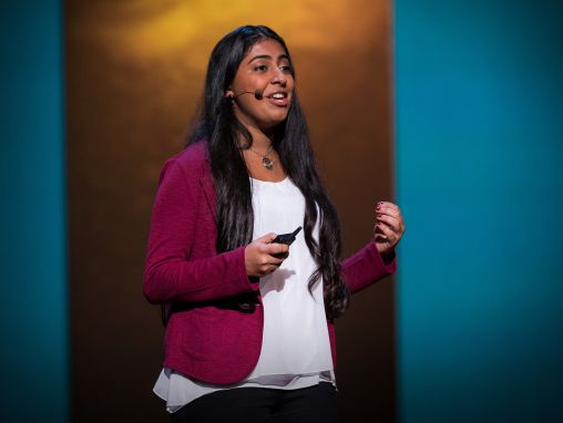 Click to play Deepika Kurup: La ricerca di una giovane scienziata per l'acqua pulita