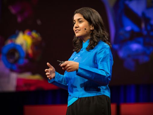 Click to play Anab Jain: Warum wir uns verschiedene Zukunftsszenarien vorstellen müssen