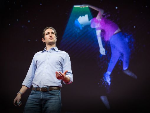 Click to play Adam Alter: Pse ekranet na bëjnë më pak të lumtur