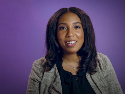 Click to play Wendy De La Rosa: 3 psychological tricks to help you save money