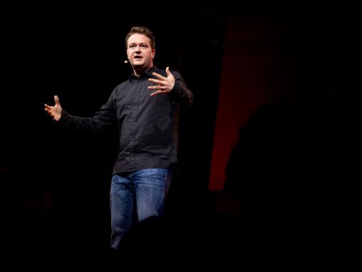 Click to play Johann Hari: Depresyon ve anksiyetenizin nedeni bu olabilir
