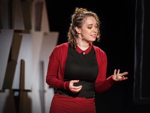 Click to play Rébecca Kleinberger: Perché non vi piace il suono della vostra voce